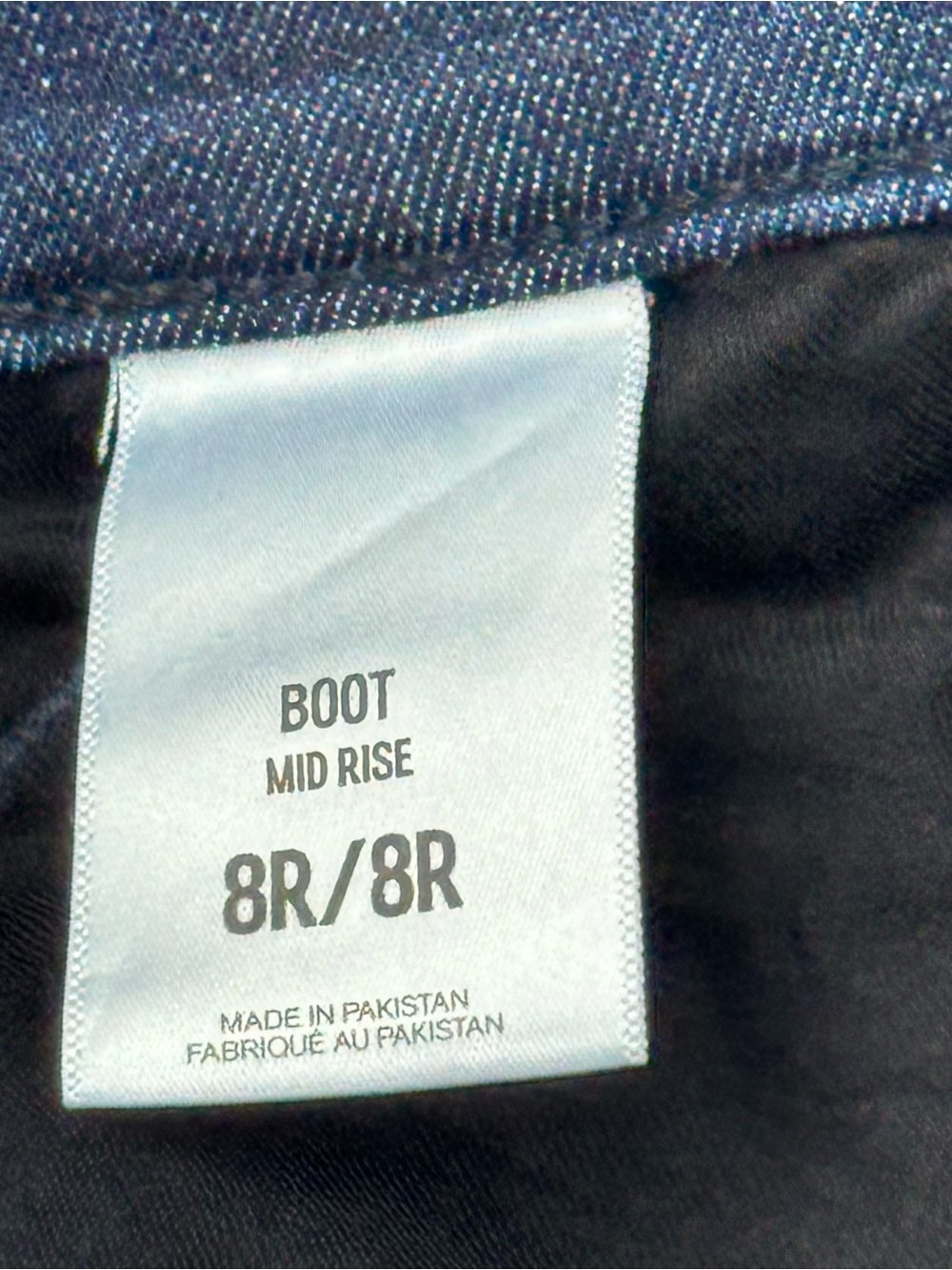 Express NWT Boot mid-rise dark wash bootcut jeans. Size 8R. Brand new with tags. - Picture 9 of 10